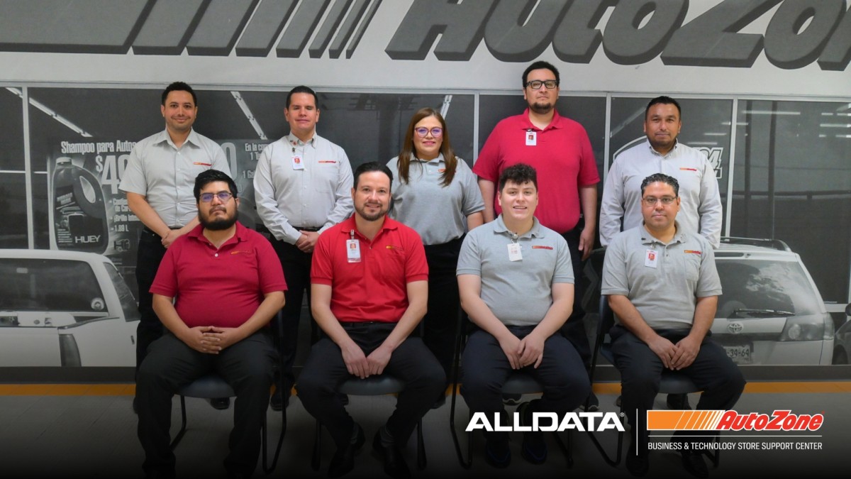 Nuevo producto de ALLDATA desarrollado en el Centro de Negocios y Tecnología de AutoZone en Chihuahua